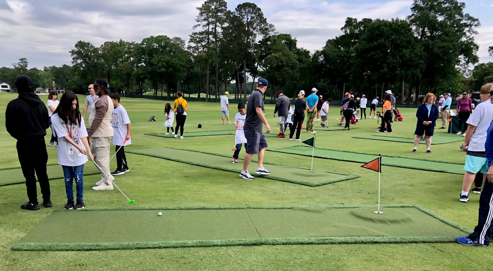 PGA TOUR Champions, SUCCESS Golf team up to inspire hope in special-need children at Insperity Invitational