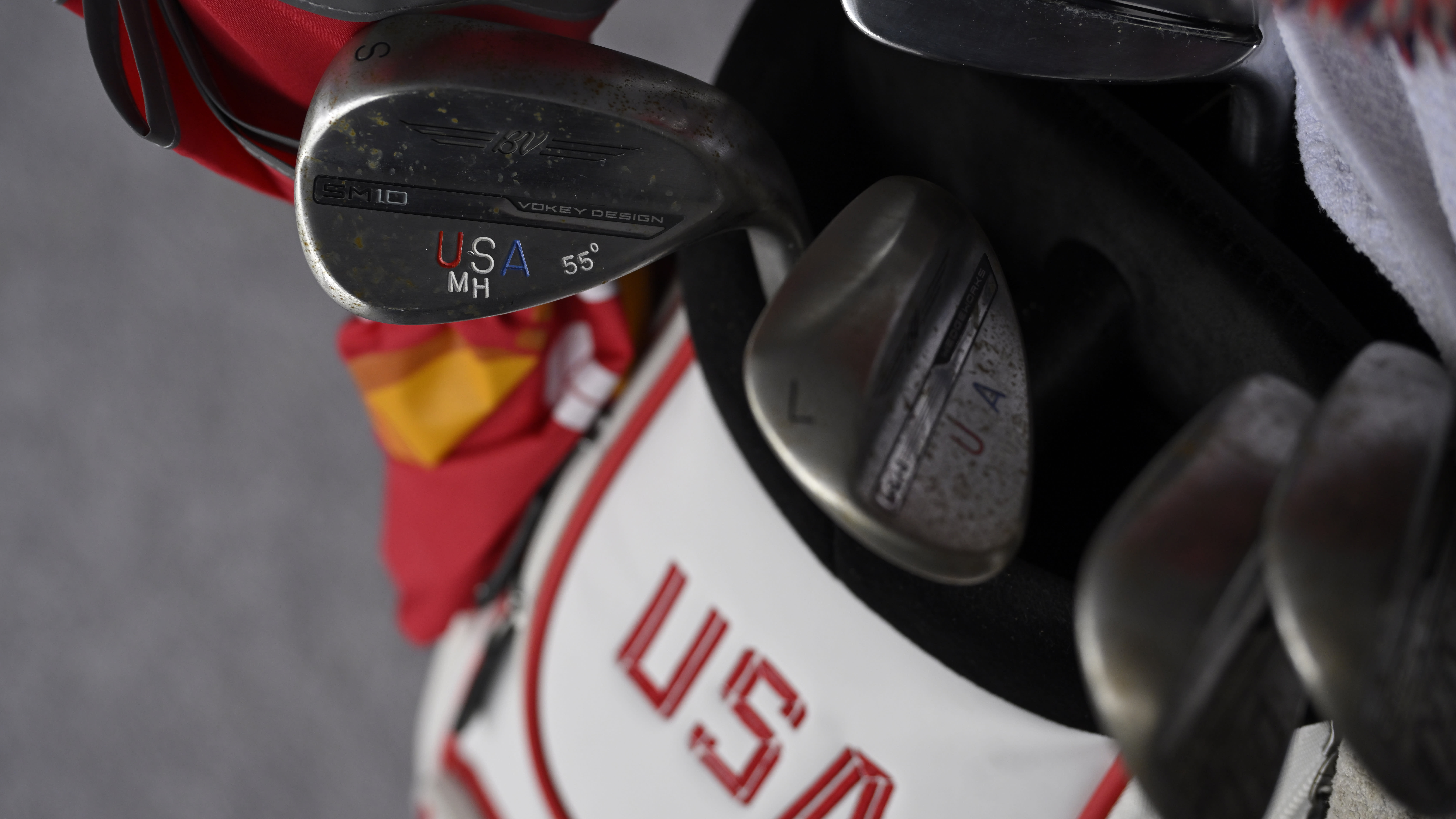 Check out custom Presidents Cup gear on display at Royal