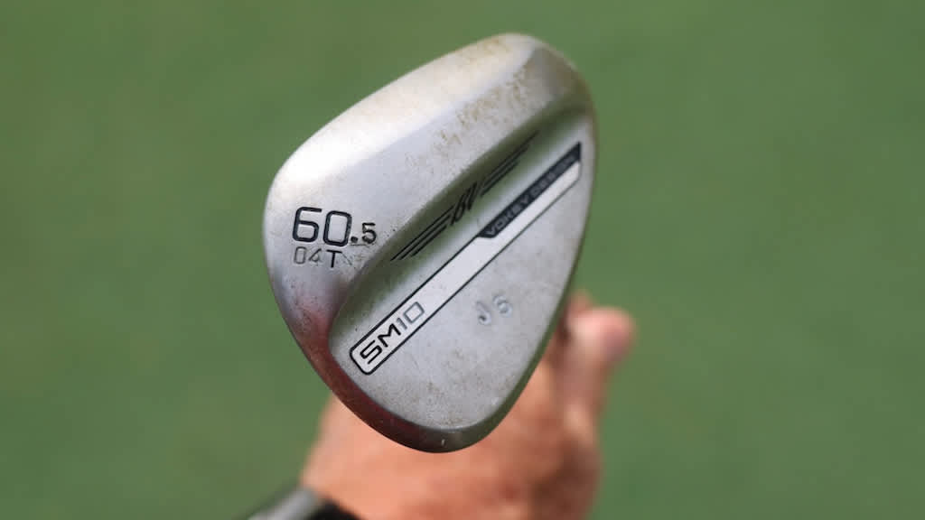 Learn about cool backstory behind Jordan Spieth's custom