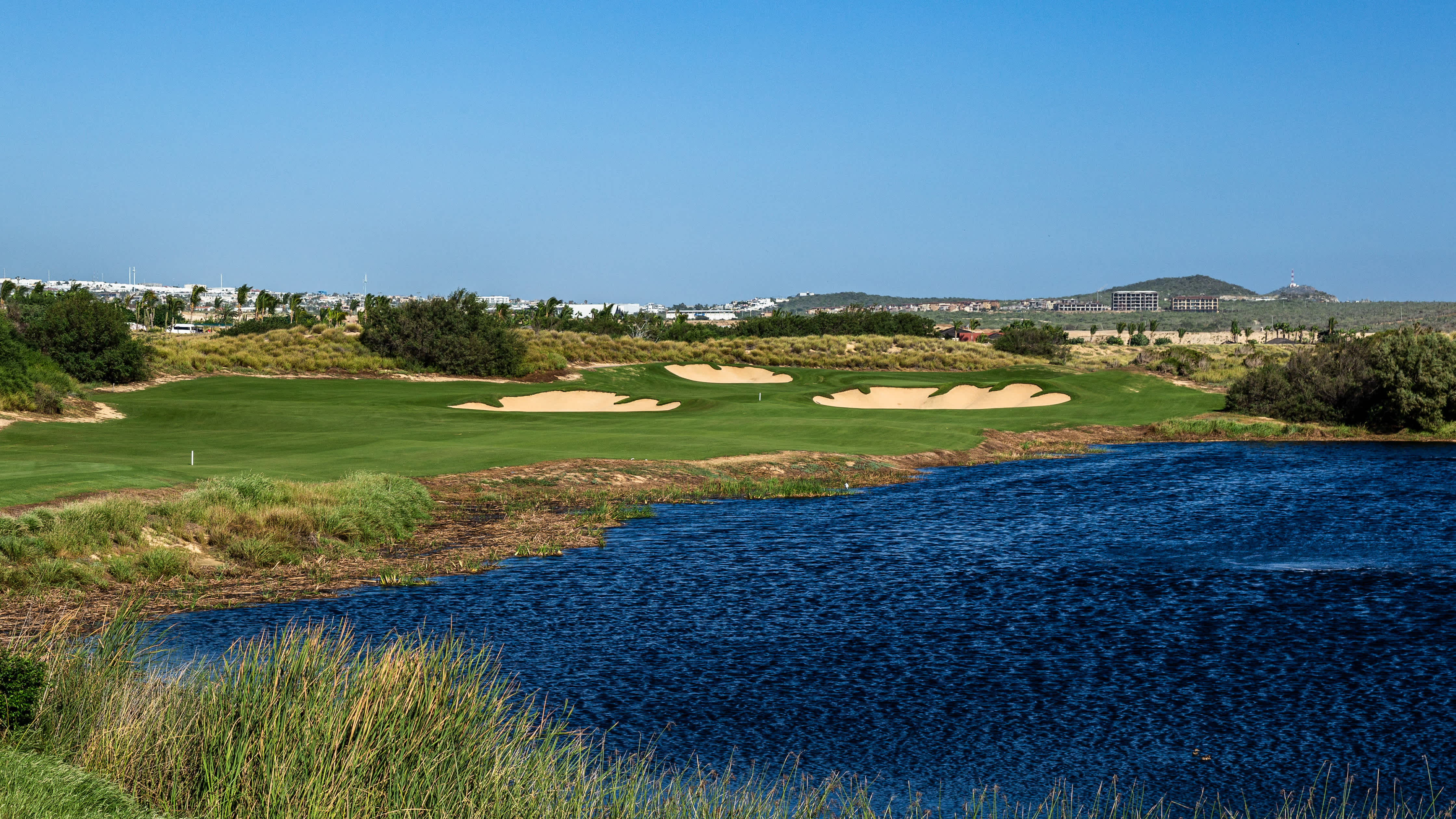 hole3.jpg