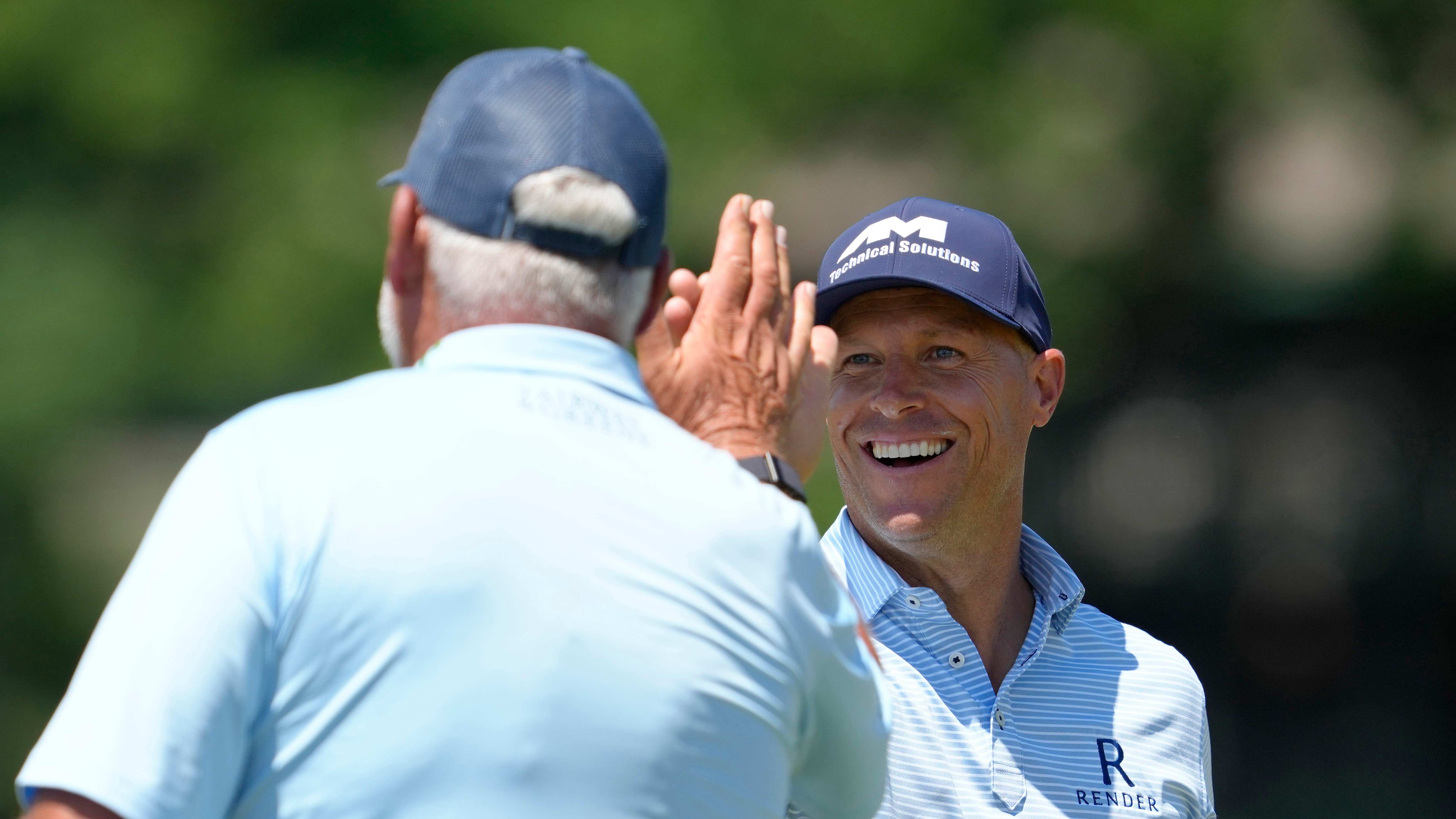 Darren Clarke, Ben Crane hold three-shot lead after Round 2 at 