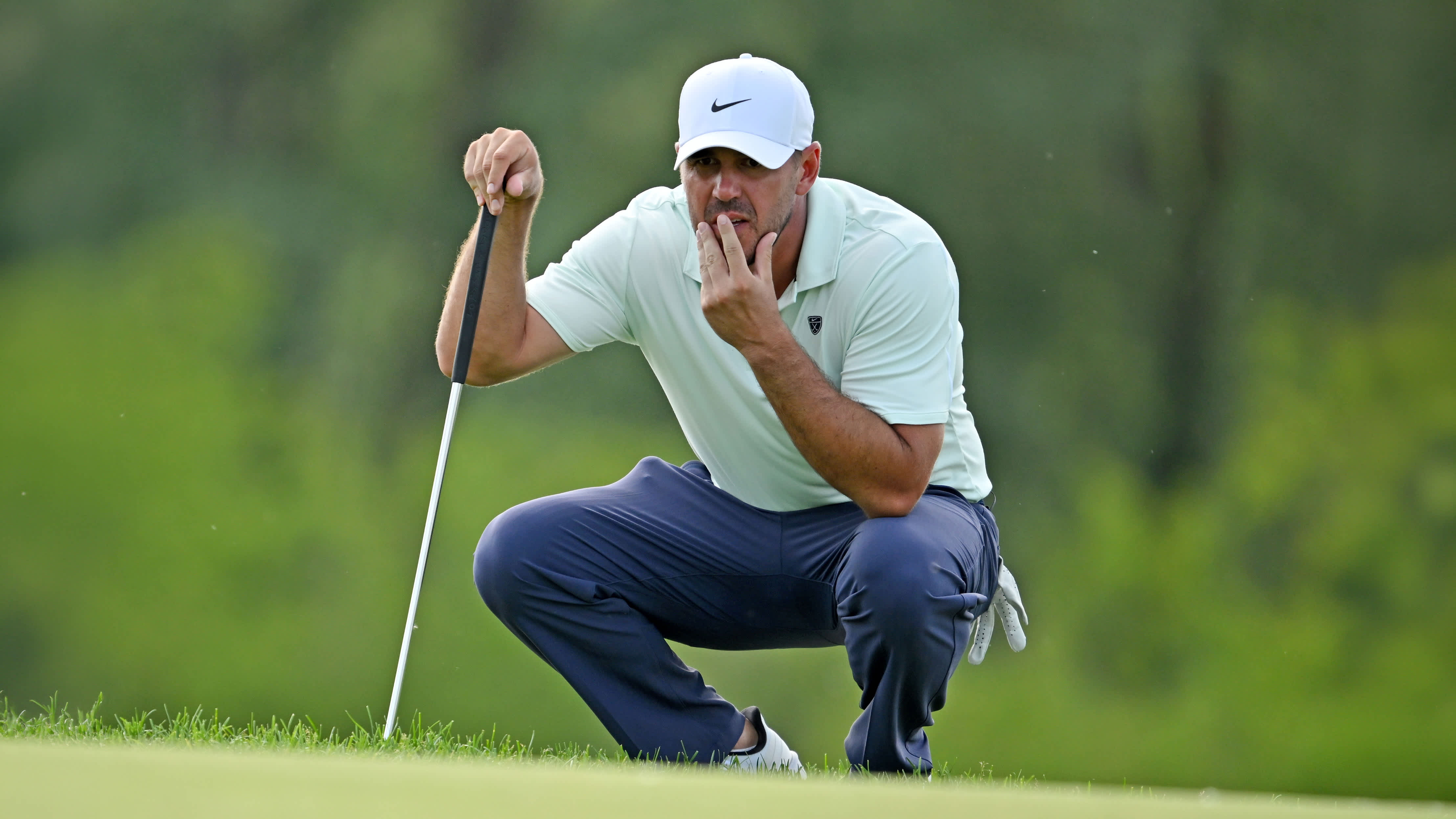 What's in Tiger Woods' bag? - PGA TOUR