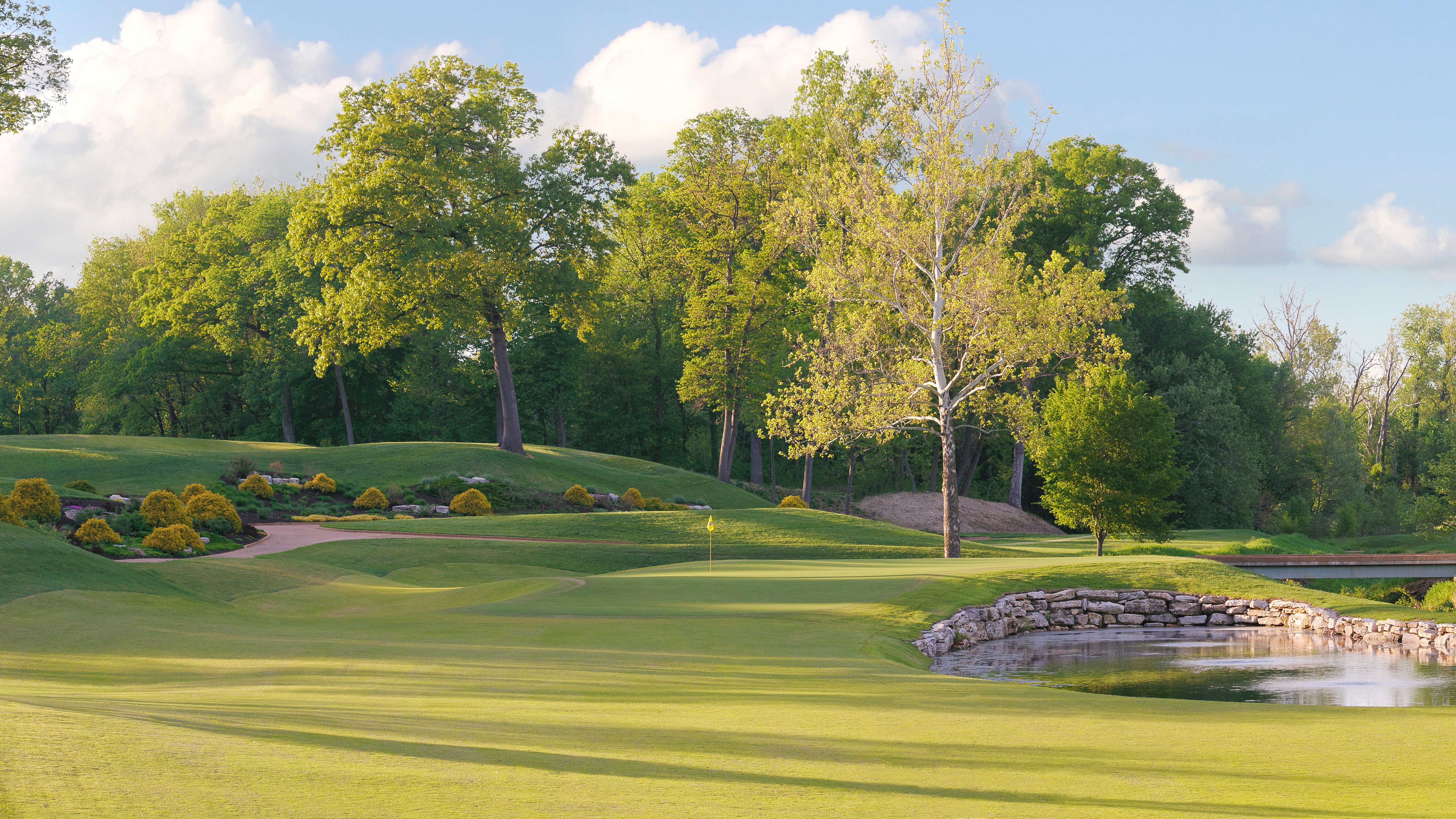 The Arch and the Ascent: Bellerive Braces for the BMW Championship — image 2
