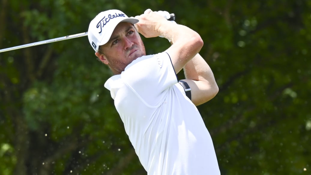 After nerve-wracking flight, Justin Thomas soars with 66 at TOUR