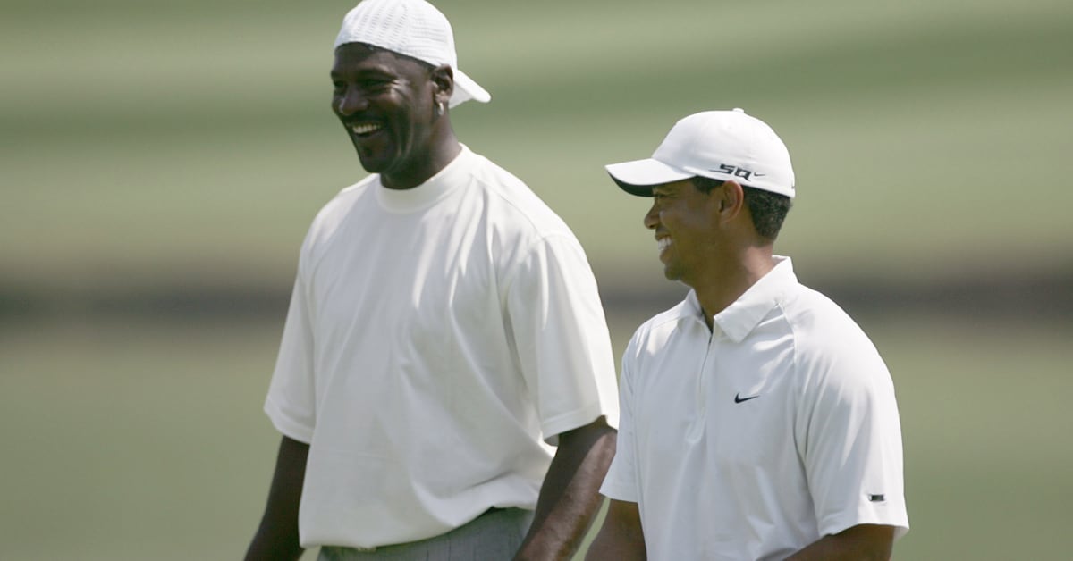 Michael Jordan Was a Controversial Entrant in a Prestigious Amateur Golf  Event and Was Lit up by 21-Year-Old Phil Mickelson, Who Specifically Asked  to Be Grouped With His Airness 