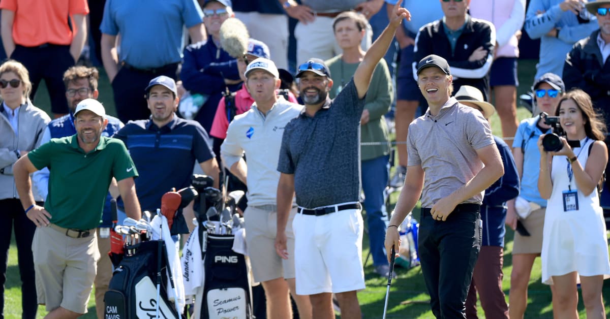 Caddies’ competition on 17 elicits nerves, laughs PGA TOUR