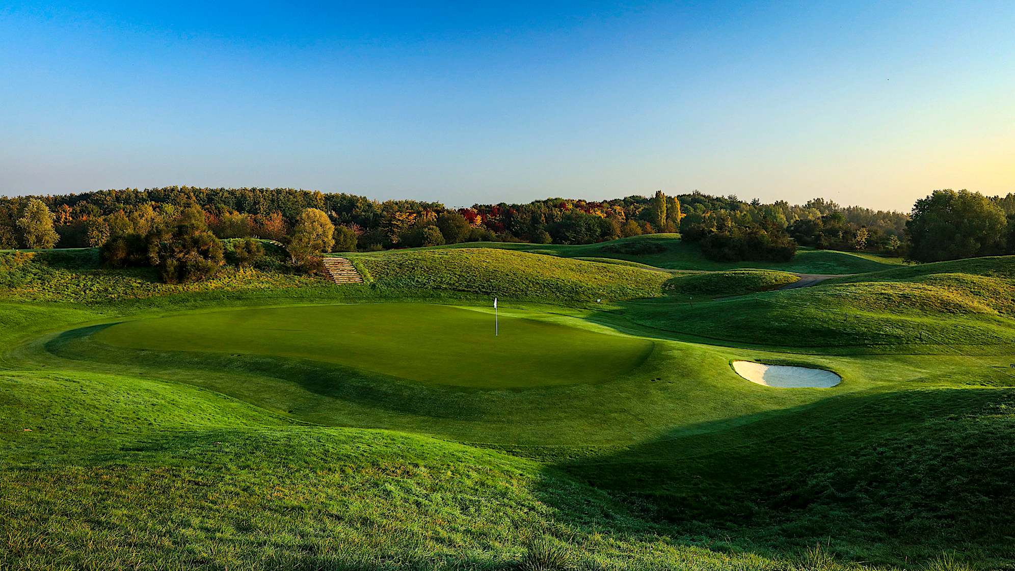 When it comes to the eighth, it all depends on the wind. To make it all the more difficult, the large undulating green is defended by a tiny, but deep, bunker. The hole will also offer some interesting and challenging pin positions, especially with a strong blowing wind. (Source: PGA of America)