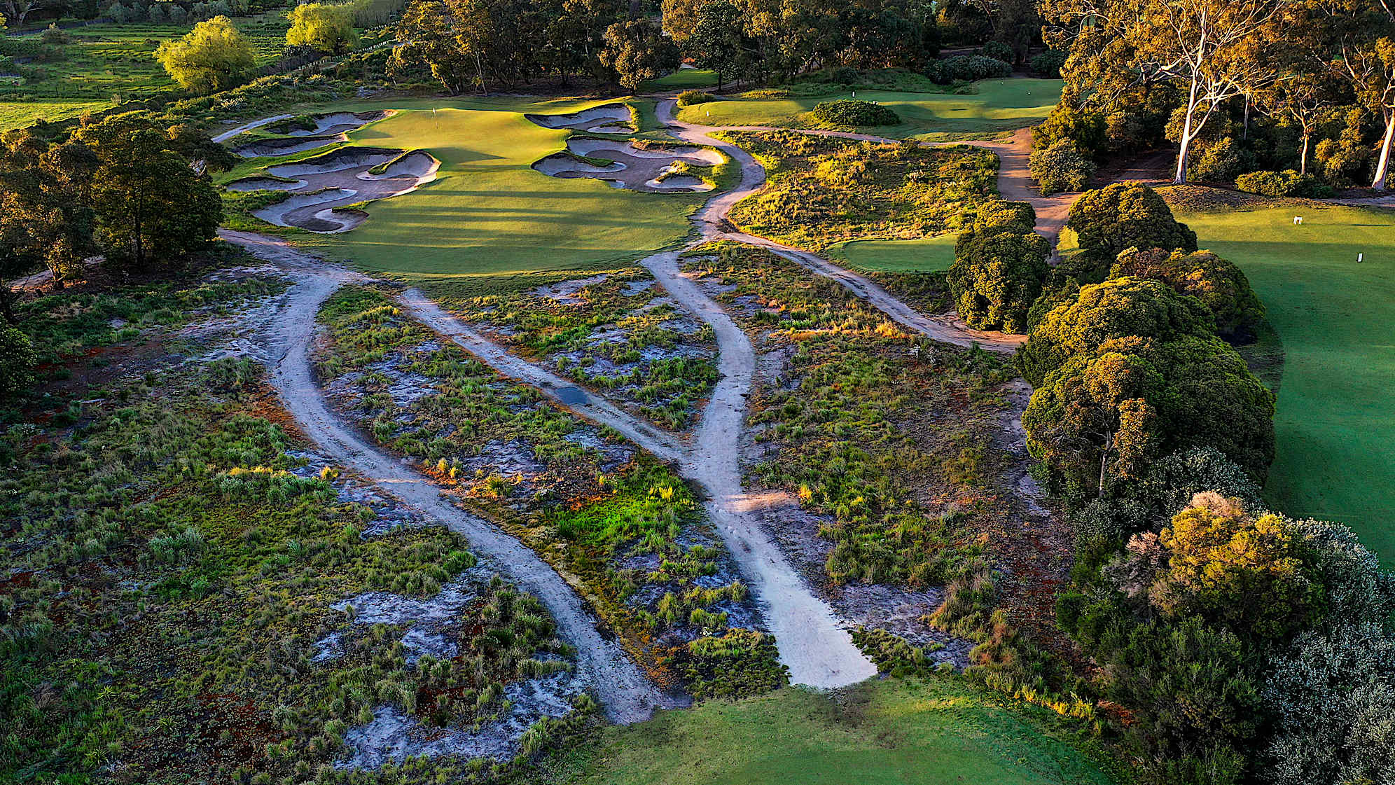 Hole 19: Par 3, 135 meters (2028 Presidents Cup Hole No. 17)  Bunkers completely surround the hole. It’s a shorter par 3, but everything depends on the wind in Melbourne. If it is windy, it’s going to be very tough.