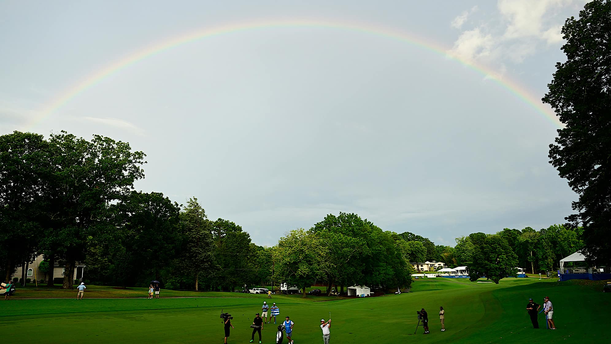 The rainbow at Sedgefield Country Club. (Logan Whitton/Getty Images)