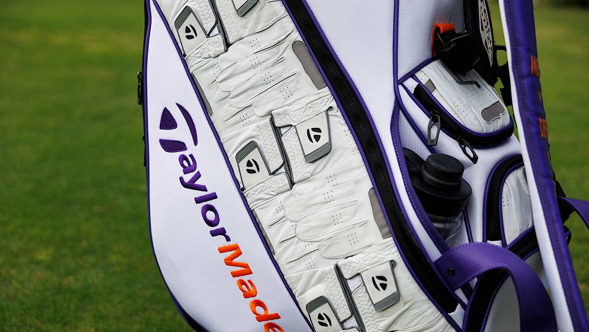 TaylorMade テーラーメイドCollin Morikawa ゴルフバッグ Collin Morikawa WITB 2025 (January) – GolfWRX