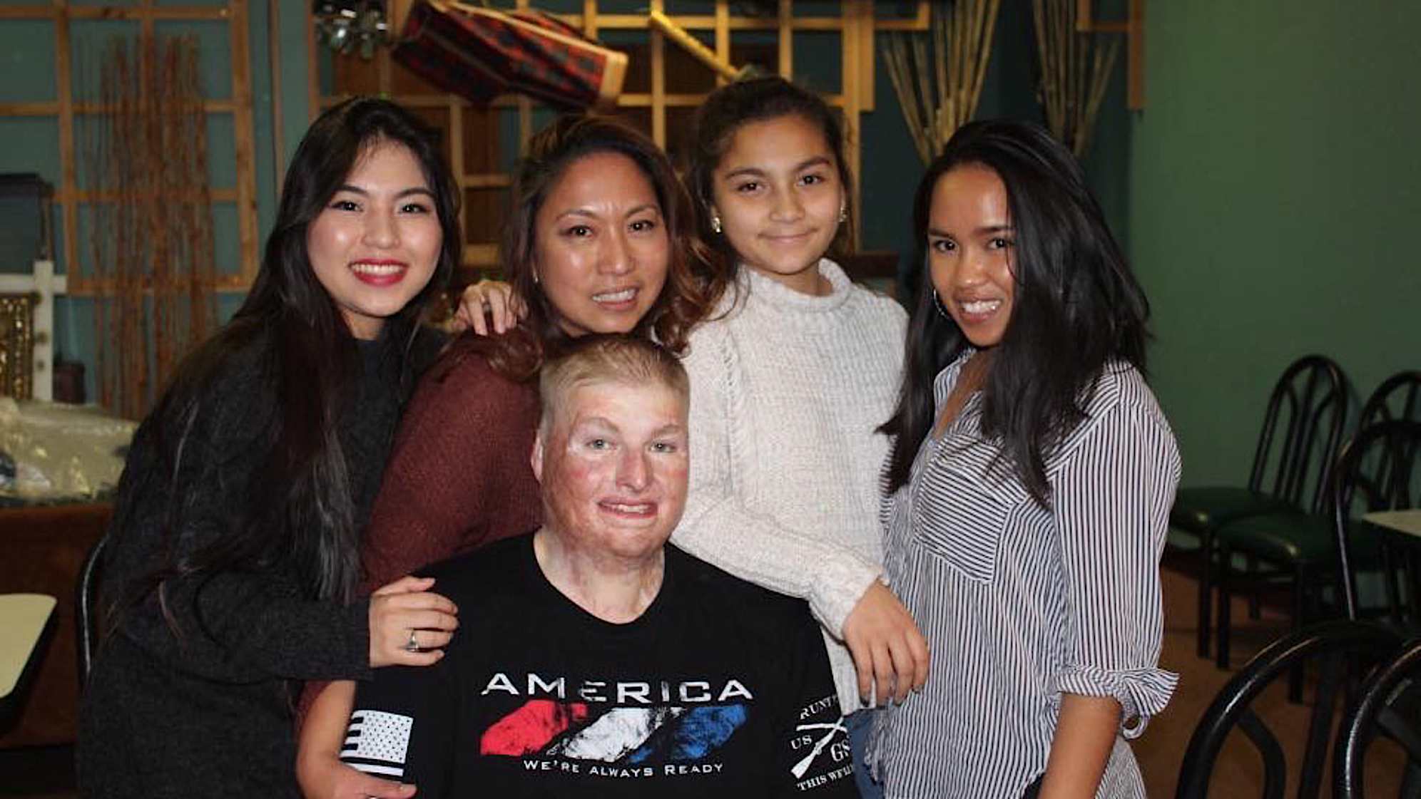 Michael Lammey poses with (from left) daughter Alexis, wife Rose, and daughters Mackenzie and Francine. (Courtesy Folds of Honor)