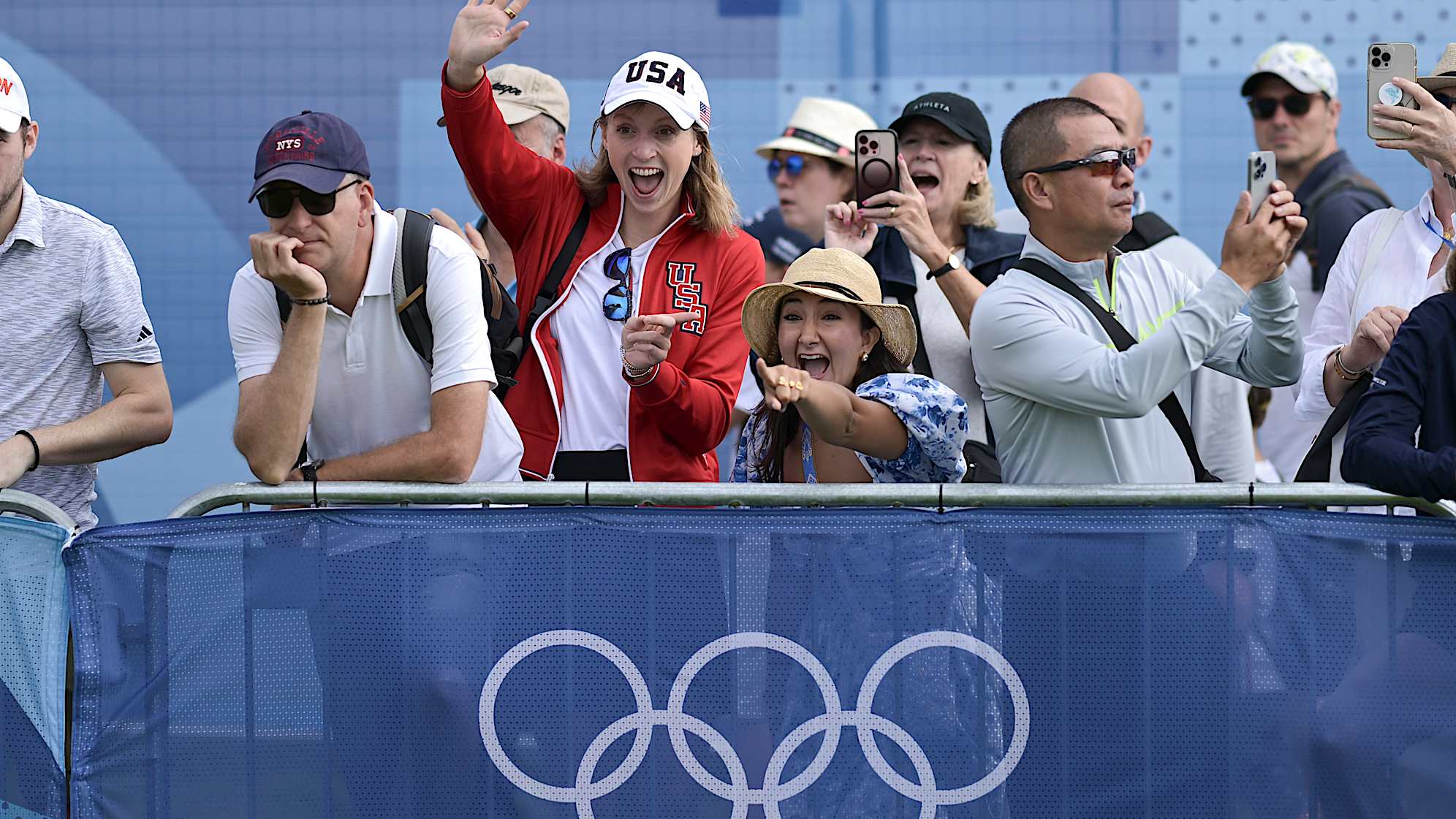 Hey, it’s Katy! The Olympics are so fun because you never know what other athletes may show up at your venue to cheer on friends. Team USA olympic swimmer Katie Ledecky visits Le Golf National to surprise and support former Stanford classmate Albane Valenzuela of Team Switzerland.