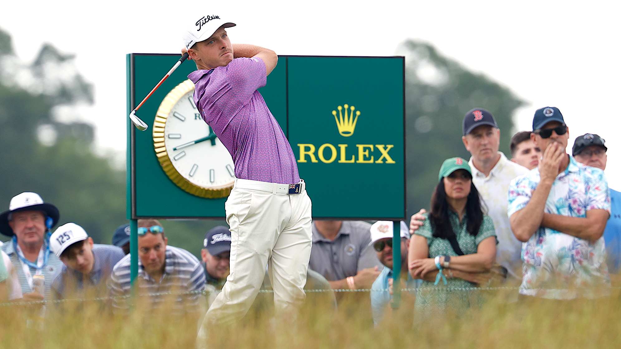 OAKMONT, PENNSYLVANIA - JUNE 15: Amateur Justin Hastings of Cayman Islands plays his shot from the eighth tee during the final round of the 125th U.S. OPEN at Oakmont Country Club on June 15, 2025 in Oakmont, Pennsylvania. (Photo by Cliff Hawkins/Getty Images)