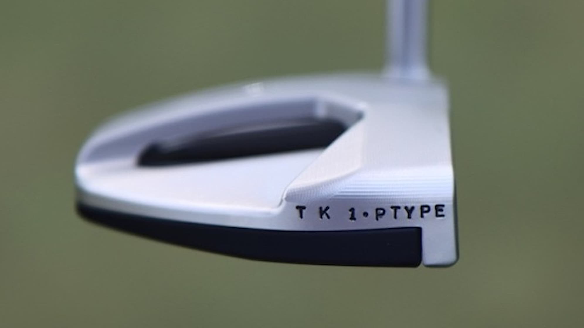 Tom Kim tests the Scotty Cameron Xperimental 3.2 “TK 1 PTYPE” mallet at the 3M Open. (Courtesy GolfWRX)