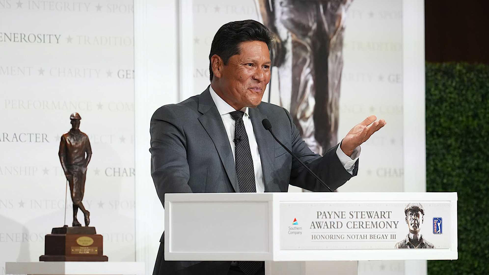 Notah Begay III speaks during the Payne Stewart Award Ceremony prior to the 2026 TOUR Championship. (Ben Jared/PGA TOUR via Getty Images)