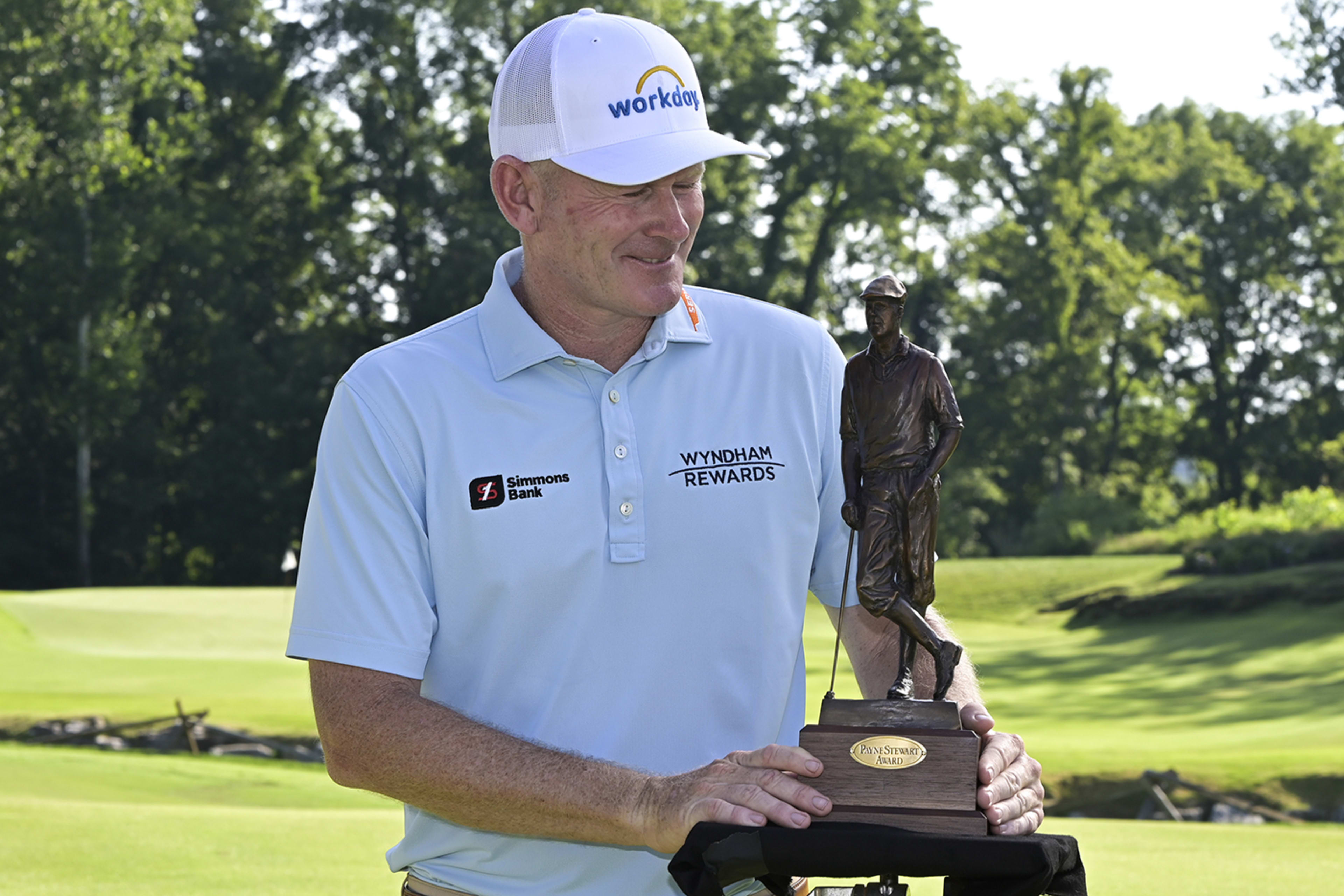 Brandt Snedeker brings legacy of compassion, emotion to Payne Stewart Award