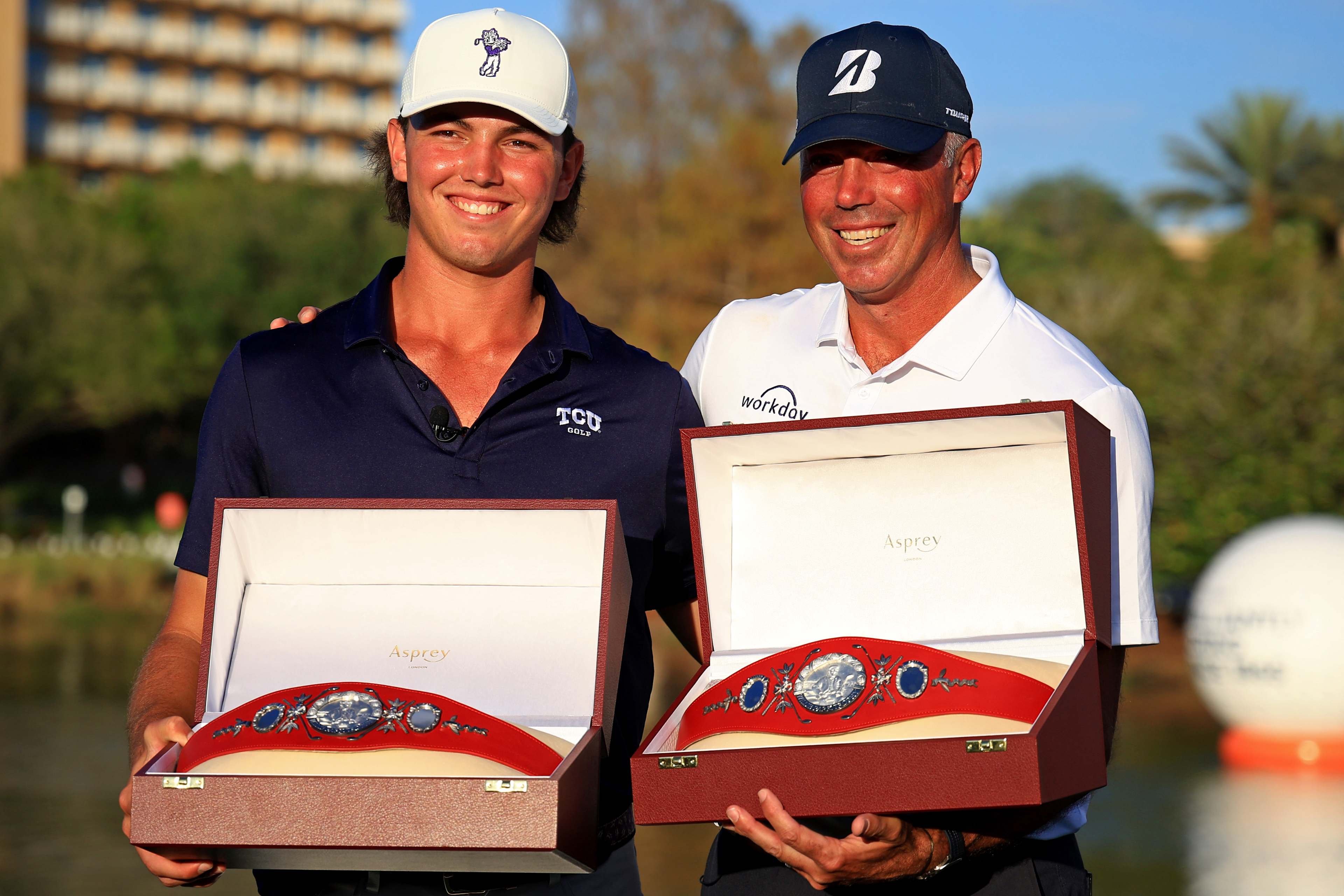 Kuchar lost father in February, ends year with emotional PNC victory with son
