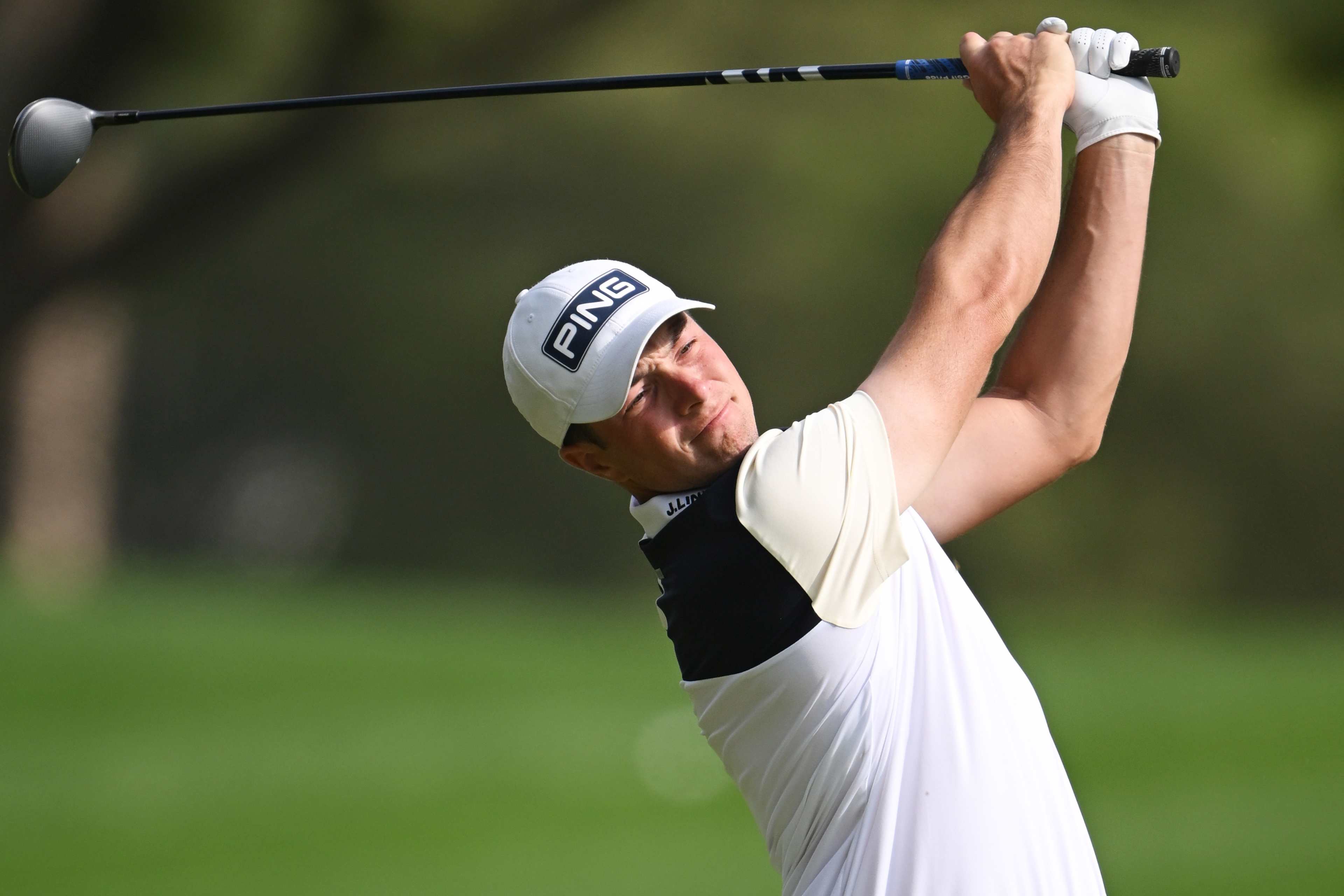 Hovland surges at Dubai Desert Classic, McIlroy's title hopes fade