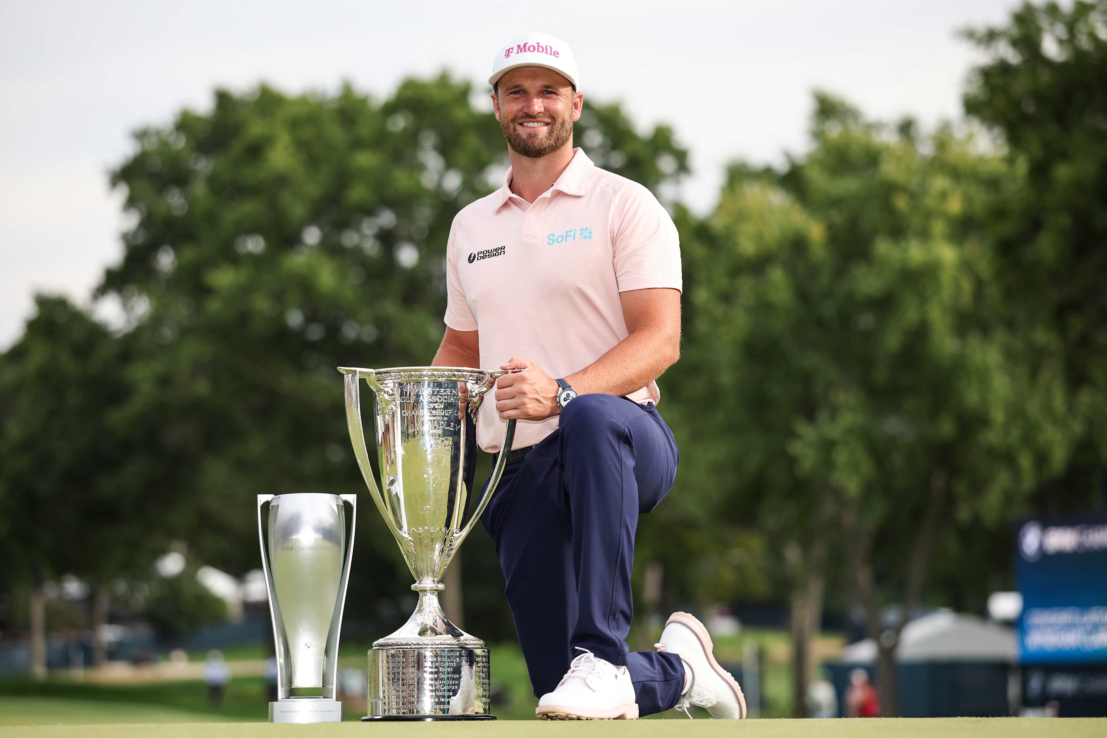 Signature Scroll: Player of Year debate rages on as Clark wins BMW Championship