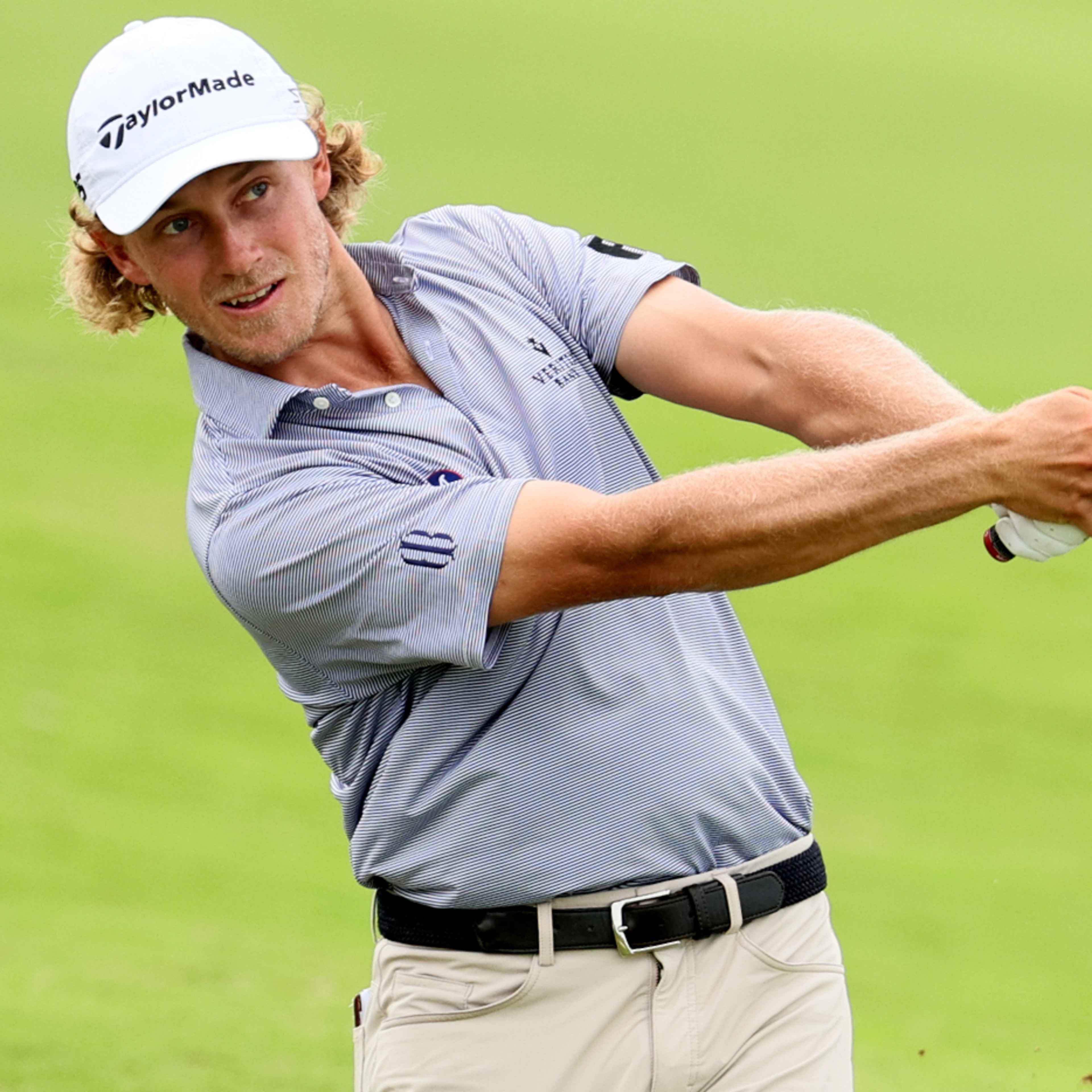 Arjun Atwal one back in Bermuda after father's death