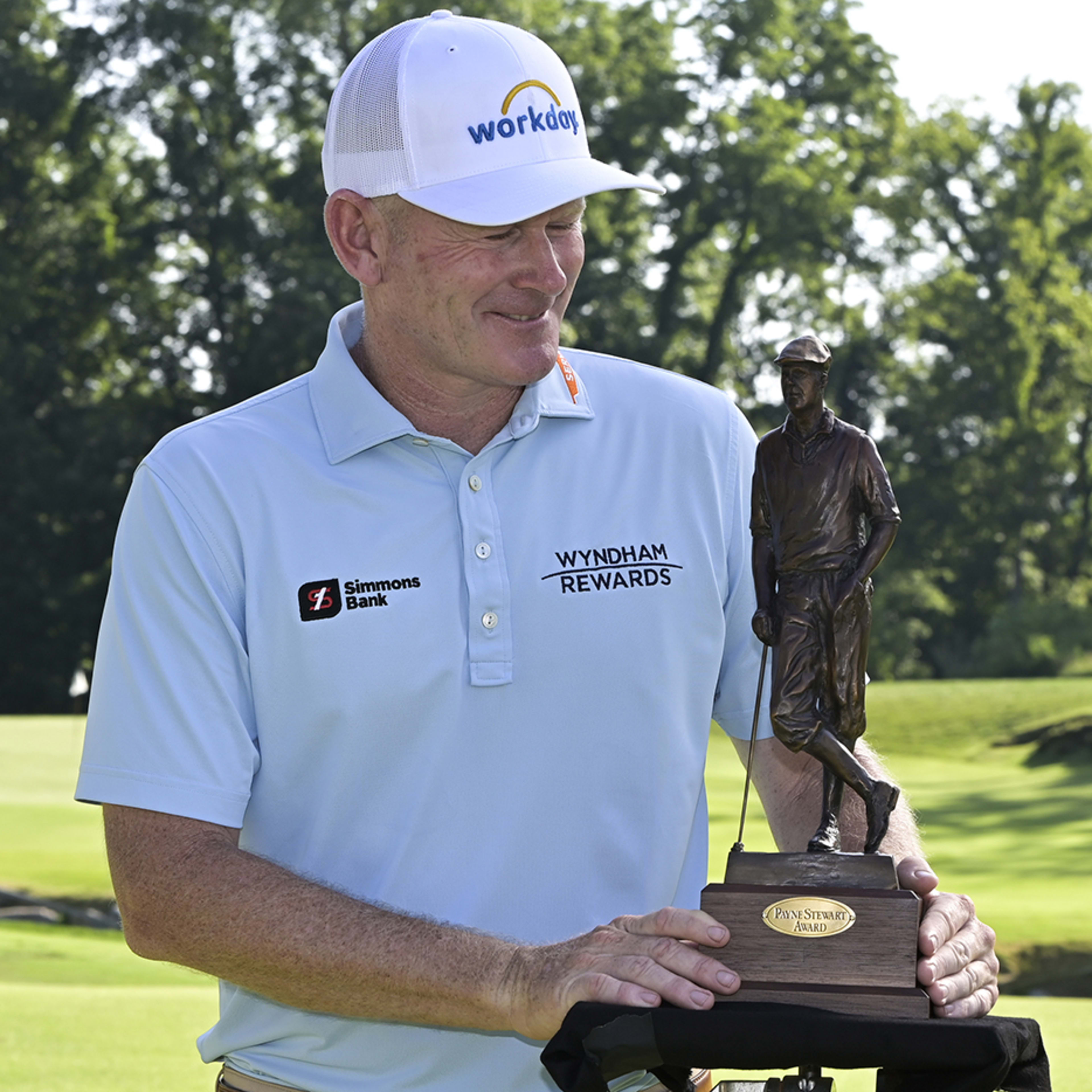 Brandt Snedeker brings legacy of compassion, emotion to Payne Stewart Award