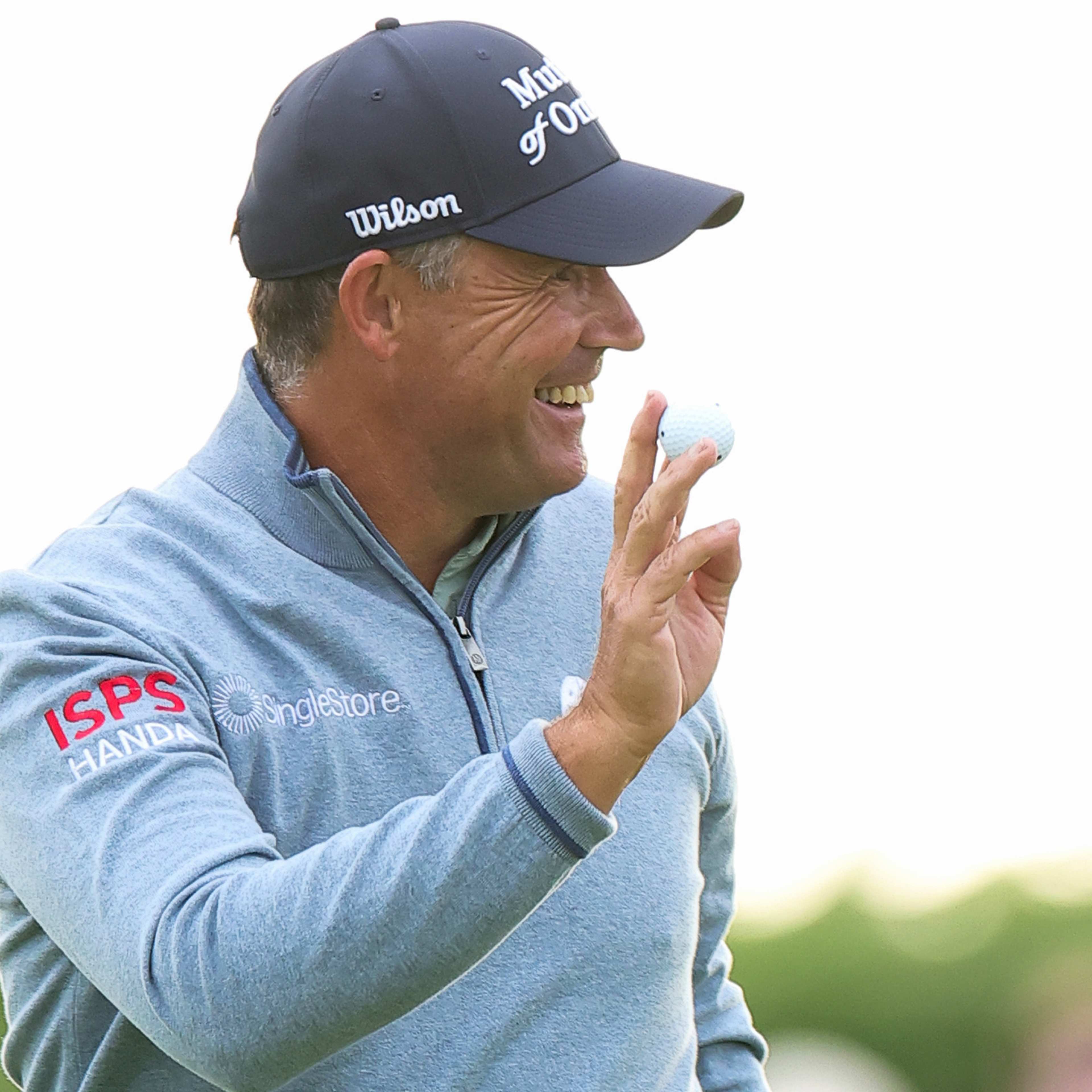 The Open at Royal Portrush starts with Irish cheer, that's how last one ended