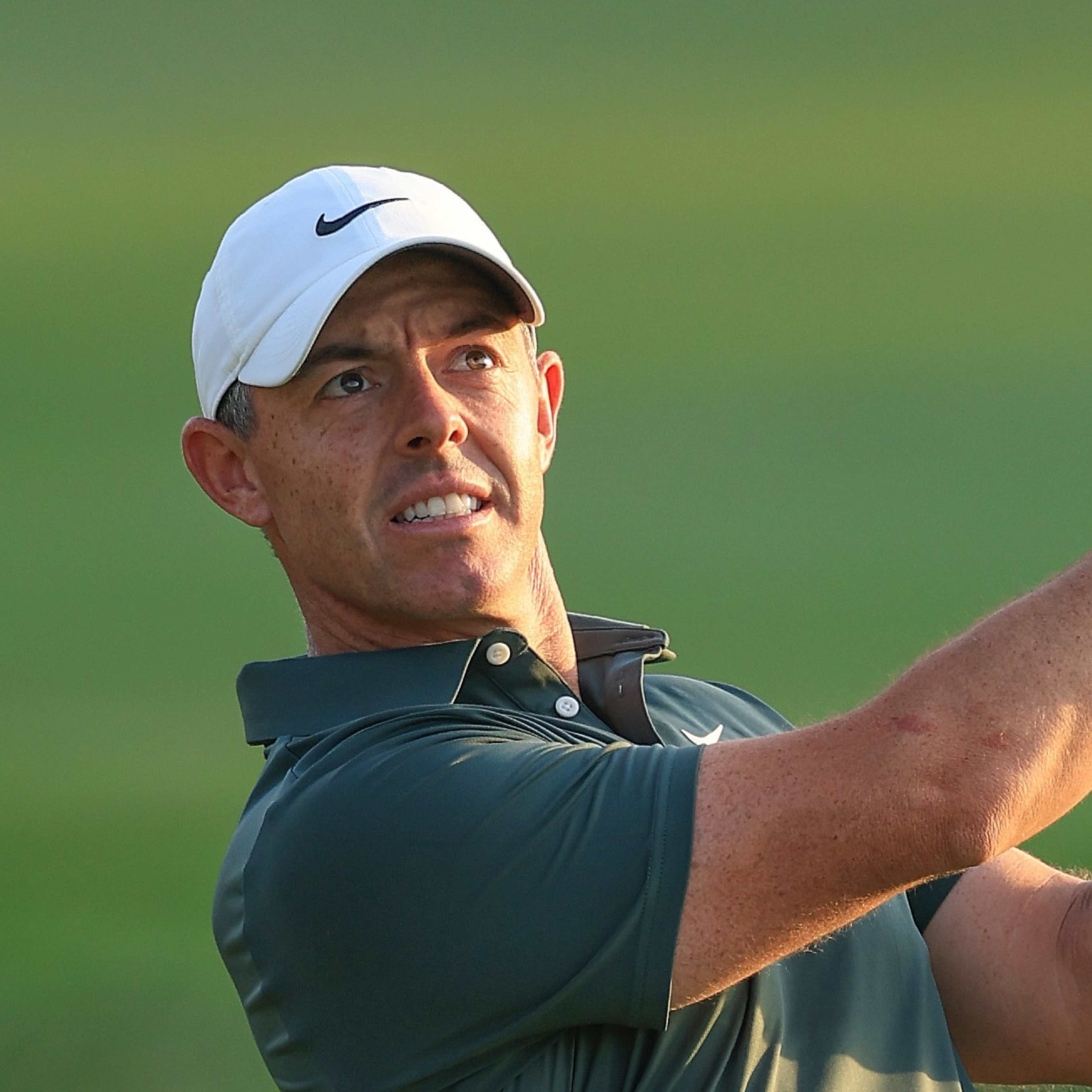 McIlroy outplays Penge at DP World Tour Championship as Kim leads after first round