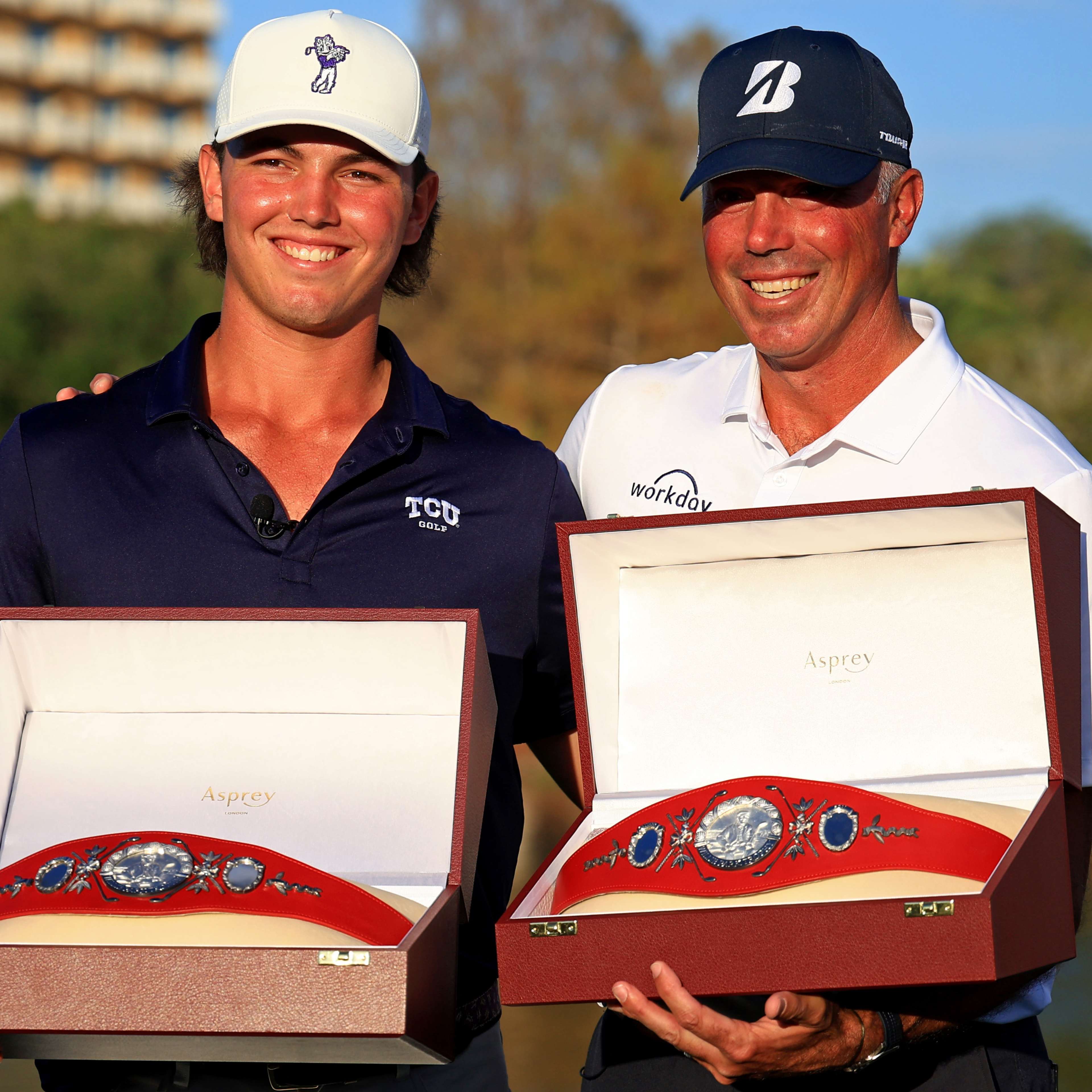 Kuchar lost father in February, ends year with emotional PNC victory with son