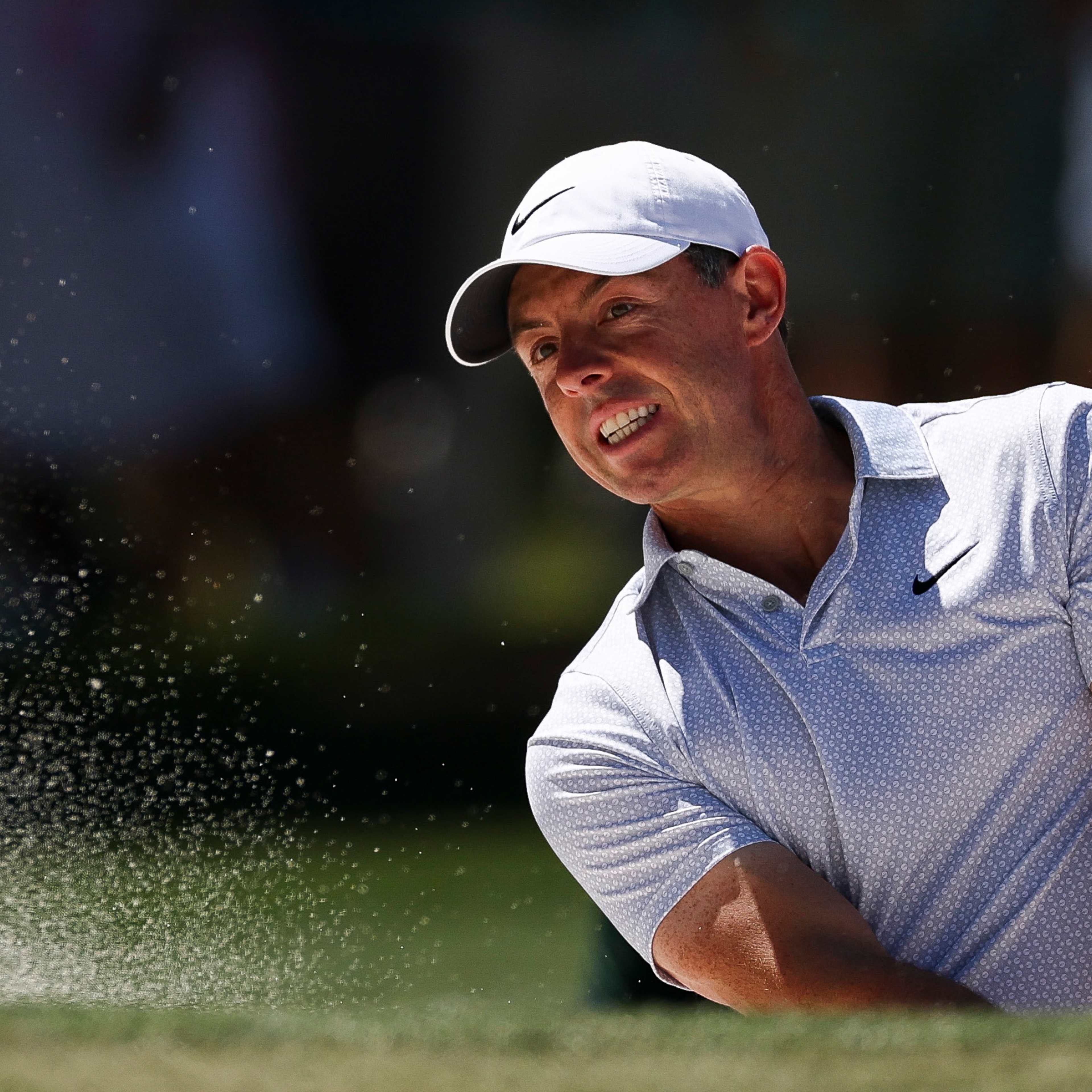 Signature Scroll: 'Wily old veteran' McIlroy with record lead, plus Spieth's chances