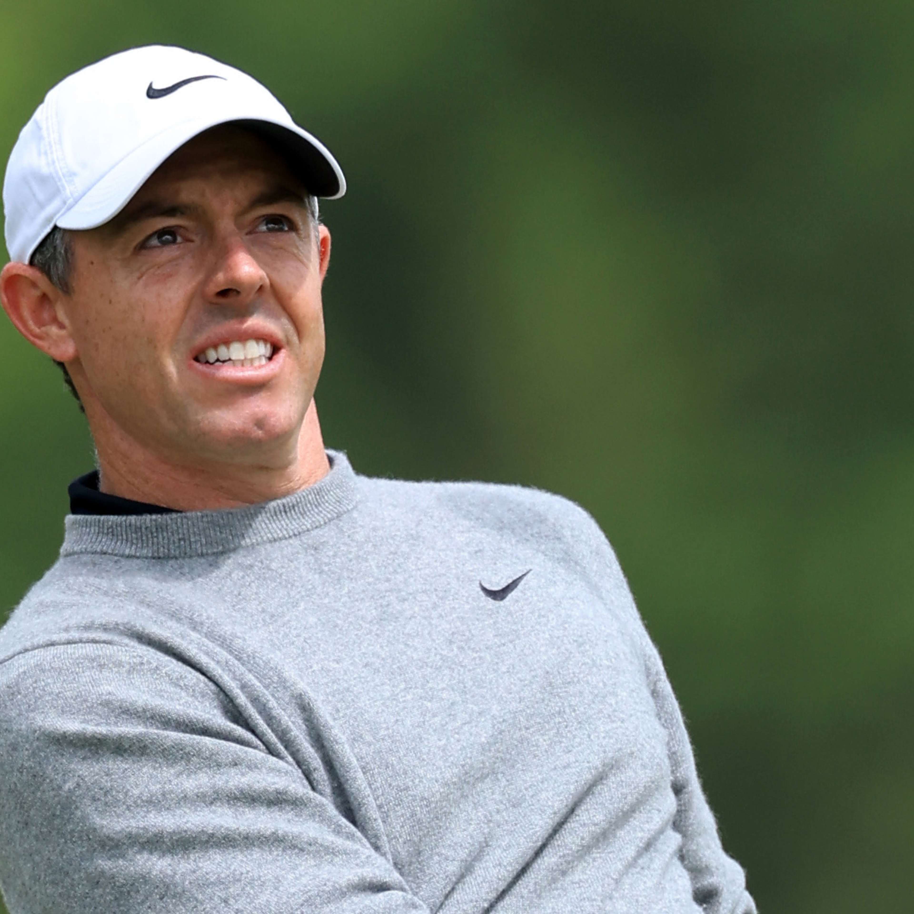Round 2 updates: Aronimink bares teeth on windy Friday at PGA Championship