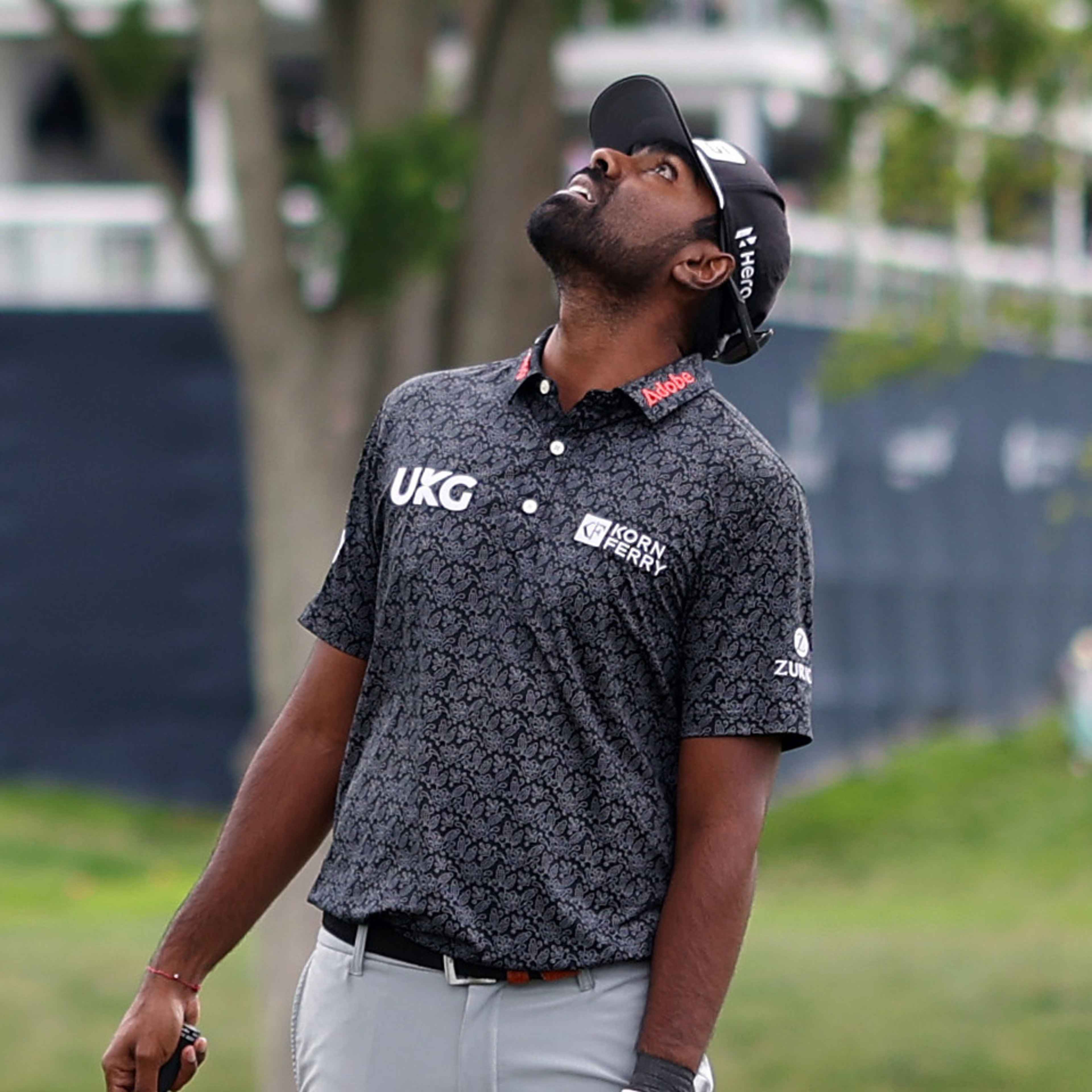 Theegala loses ball, takes penalty in bizarre situation at PGA Championship