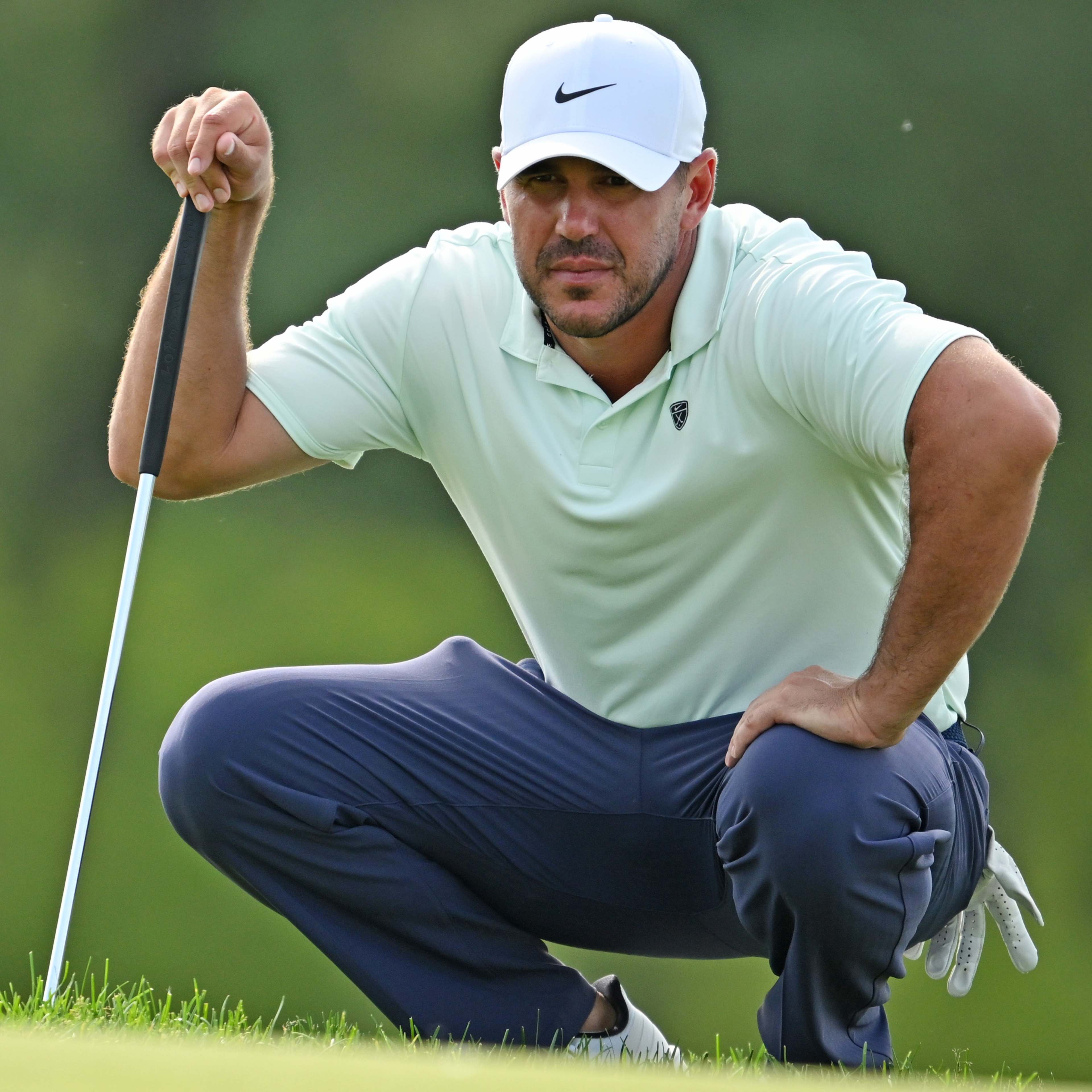 Koepka surges into share of RBC Canadian Open lead with opening round 64