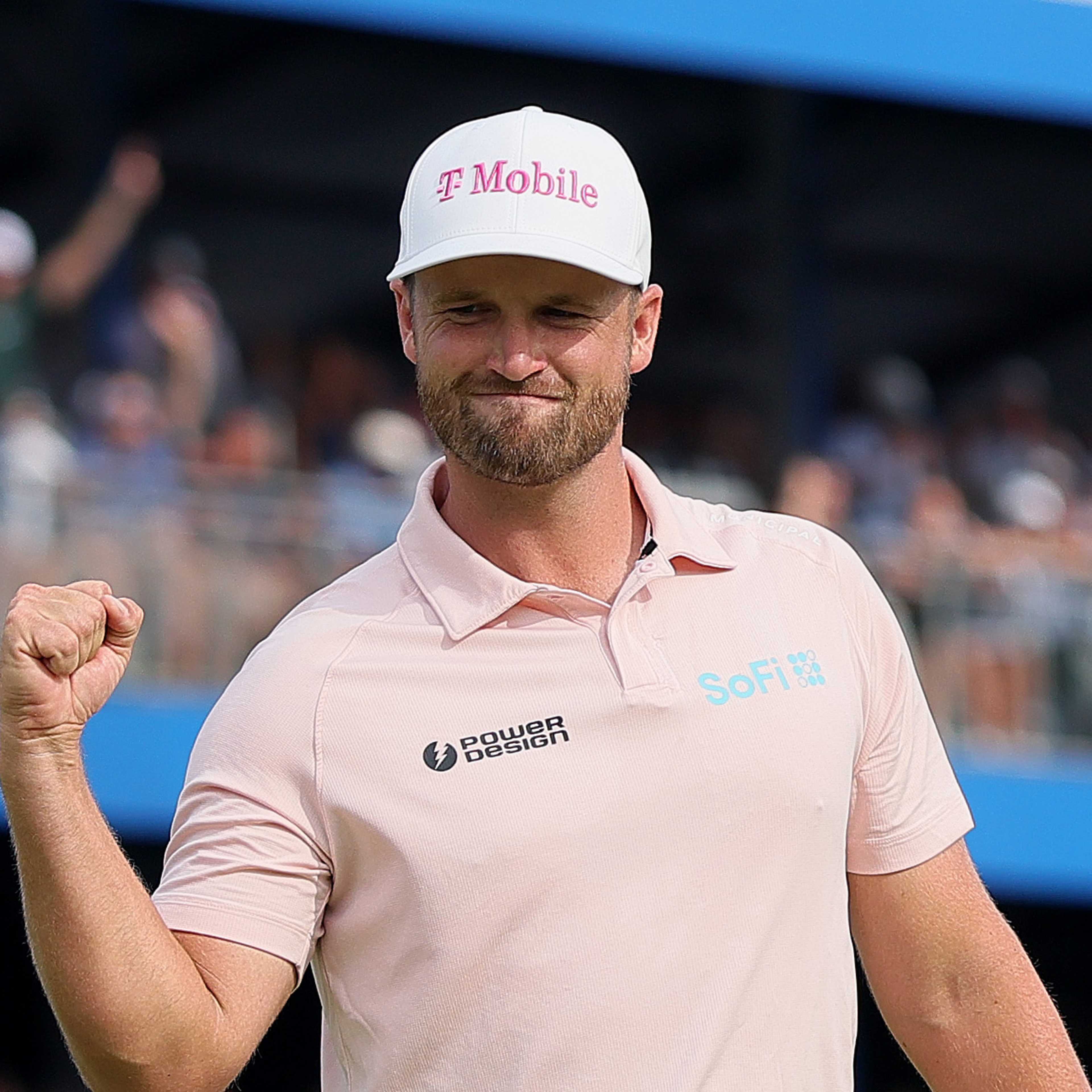Clark holds off McIlroy, Cantlay to capture BMW Championship, third win of season