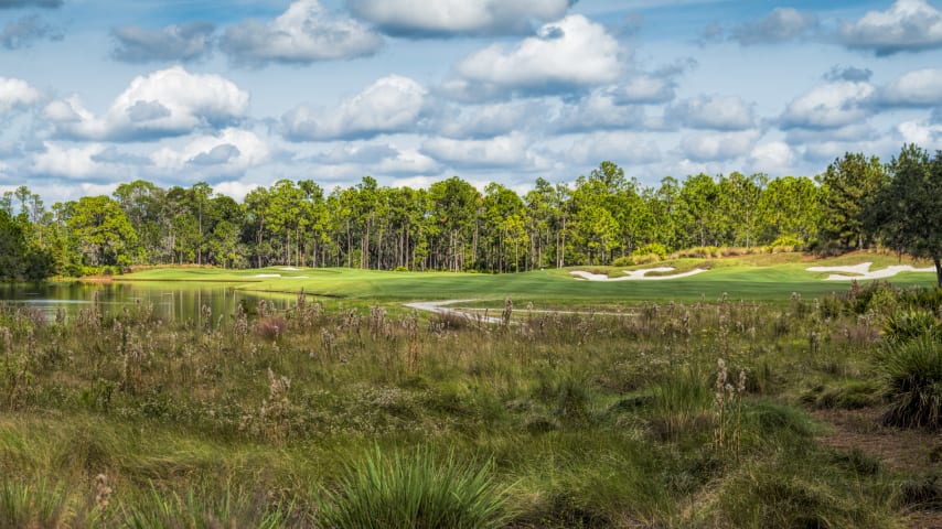 This par 4 is one of Concession’s most demanding holes. Your drive should be just left of the fairway bunkers, but don’t flirt with the water. Missing the green to the right is certainly better than missing to the left.