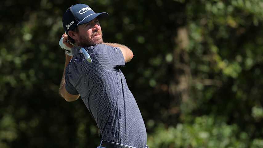 Sam Ryder of the United States plays his shot from the 15th tee during the first round of the Sanderson Farms Championship 2025 at The Country Club of Jackson on October 02, 2025 in Jackson, Mississippi. (Jonathan Bachman/Getty Images)