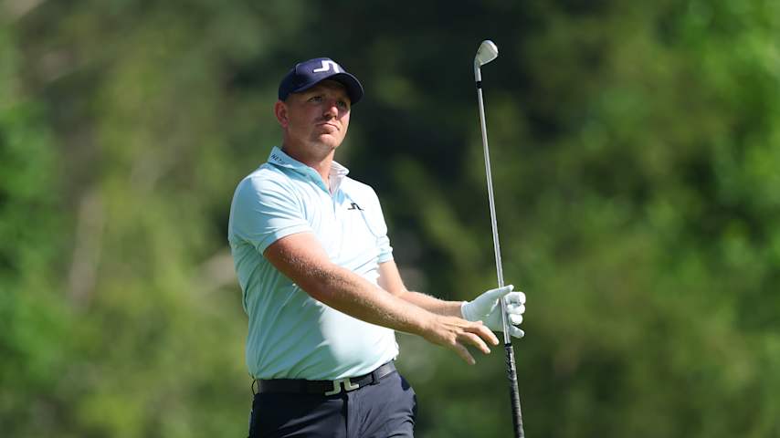 Matt Wallace of England plays his shot from the ninth tee during the first round of the Rocket Classic 2025 at Detroit Golf Club on June 26, 2025 in Detroit, Michigan. (Gregory Shamus/Getty Images)