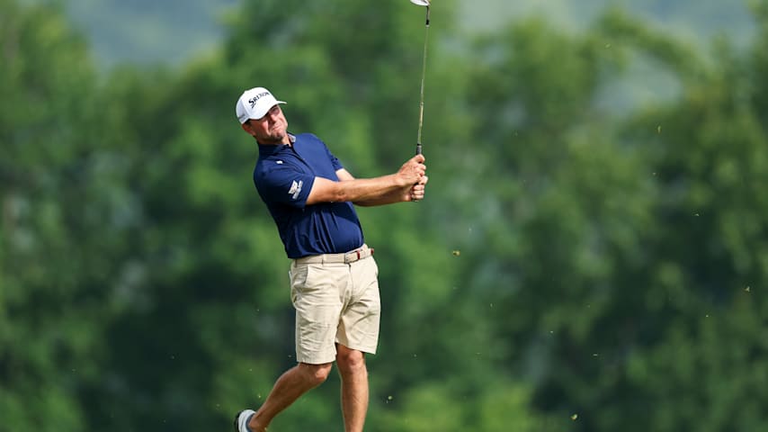 Lucas Glover of the United States plays a shot during a practice round prior to the 125th U.S. OPEN at Oakmont Country Club on June 09, 2025 in Oakmont, Pennsylvania. (Andy Lyons/Getty Images)