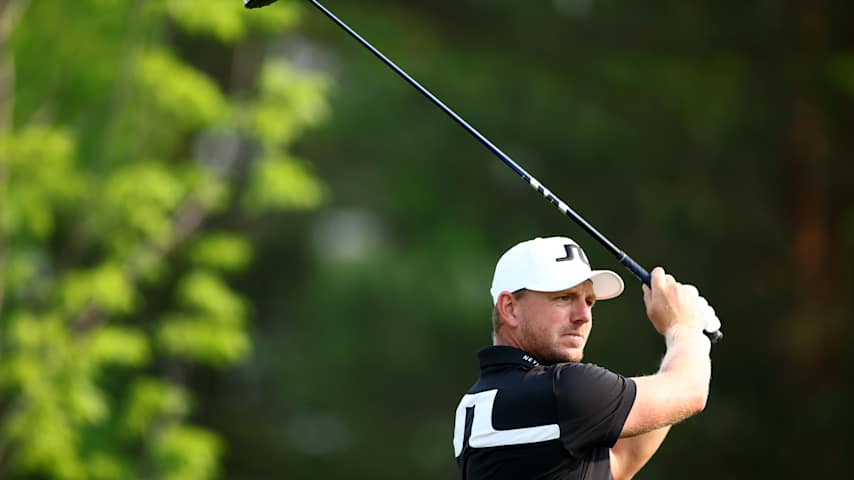 Matt Wallace of England plays his shot from the fifth tee during the second round of the RBC Canadian Open 2025 at TPC Toronto at Osprey Valley on June 06, 2025 in Caledon, Ontario. (Vaughn Ridley/Getty Images)