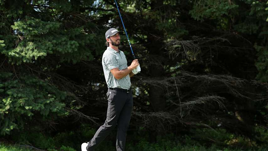 Max Homa of the United States plays his shot from the second tee during the third round of the 3M Open 2025 at TPC Twin Cities on July 26, 2025 in Blaine, Minnesota. (David Berding/Getty Images)
