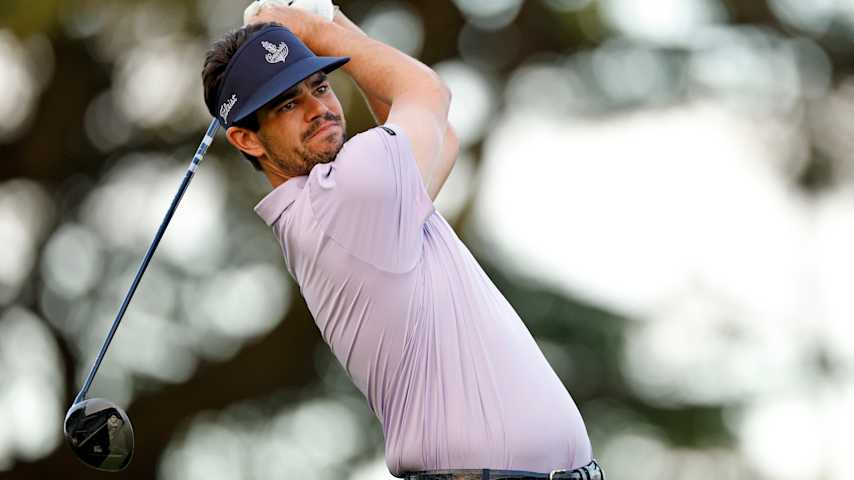 Beau Hossler of the United States plays his shot from the second tee during the second round of the Sony Open in Hawaii 2026 at Waialae Country Club on January 16, 2026 in Honolulu, Hawaii. (Cliff Hawkins/Getty Images)