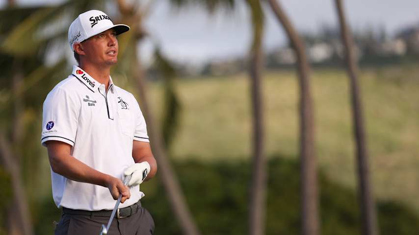 Max McGreevy of the United States prepares to play his shot from the 11th tee during the second round of the Sony Open in Hawaii 2026 at Waialae Country Club on January 16, 2026 in Honolulu, Hawaii. (Mike Mulholland/Getty Images)