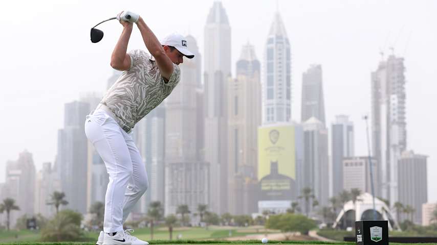 Viktor Hovland of Norway tees off on the eighth hole during day four of the Hero Dubai Desert Classic 2026 at Emirates Golf Club on January 25, 2026 in Dubai, United Arab Emirates. (Warren Little/Getty Images)