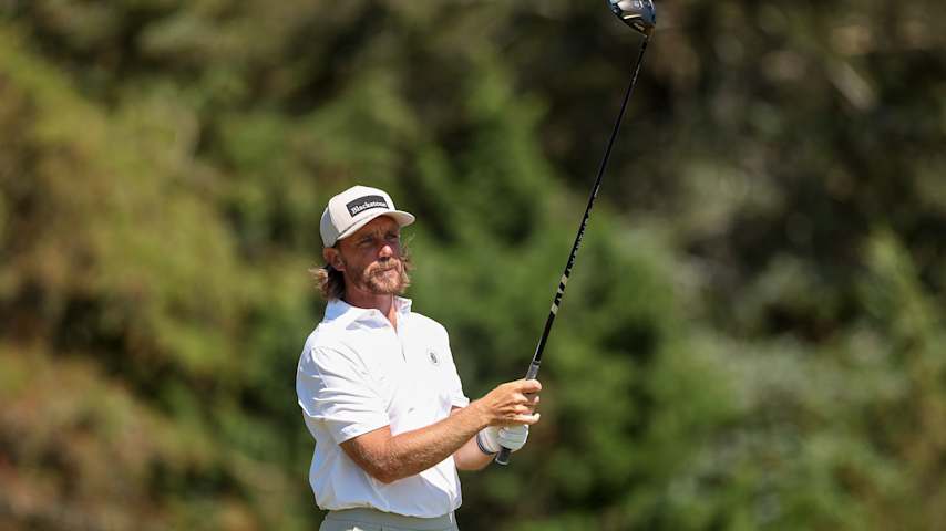 Tommy Fleetwood of England prepares to play a shot on the sixth tee during the final round of the 126th U.S. OPEN at Shinnecock Hills Golf Club on June 21, 2026 in Southampton, New York. (Mike Mulholland/Getty Images)
