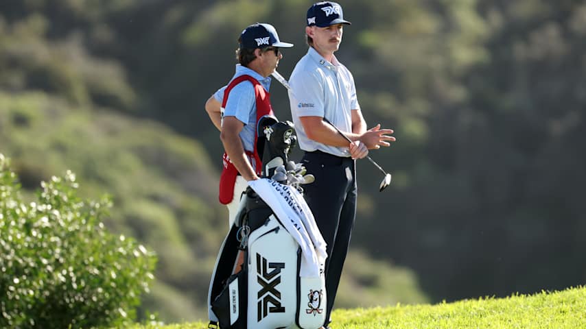 Jake Knapp of the United States prepares to play a shot on the first hole during the final round of the Farmers Insurance Open 2026 at Torrey Pines South Course on February 01, 2026 in La Jolla, California. (Stacy Revere/Getty Images)
