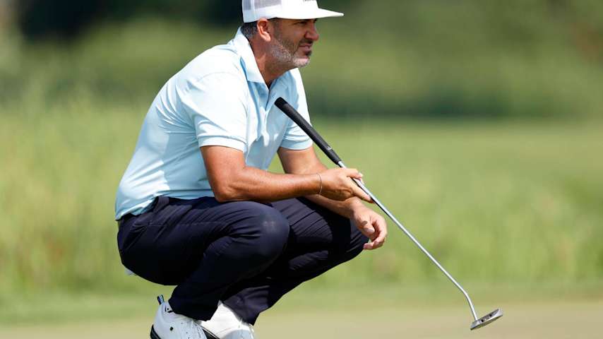 BLAINE, MINNESOTA - JULY 25: Scott Piercy of the United States lines up a putt on the tenth green during the first round of the 3M Open at TPC Twin Cities on July 25, 2024 in Blaine, Minnesota. (Photo by David Berding/Getty Images)