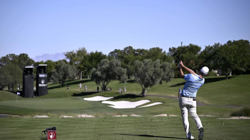LAS VEGAS, NEVADA - OCTOBER 12: Kevin Streelman of the United States plays his shot from the 17th tee during the first round of the Shriners Children's Open at TPC Summerlin on October 12, 2023 in Las Vegas, Nevada. (Photo by Orlando Ramirez/Getty Images)
