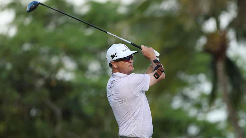 HONOLULU, HAWAII - JANUARY 12: Zach Johnson of the United States plays his shot from the second tee during the final round of the Sony Open in Hawaii 2025 at Waialae Country Club on January 12, 2025 in Honolulu, Hawaii. (Photo by Sarah Stier/Getty Images)