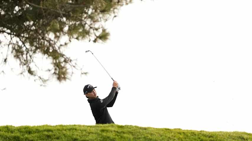 LA JOLLA, CALIFORNIA - FEBRUARY 15: Min Woo Lee of Australia plays his shot from the third tee during the third round of The Genesis Invitational 2025 at Torrey Pines Golf Course on February 15, 2025 in La Jolla, California. (Photo by Michael Owens/Getty Images)