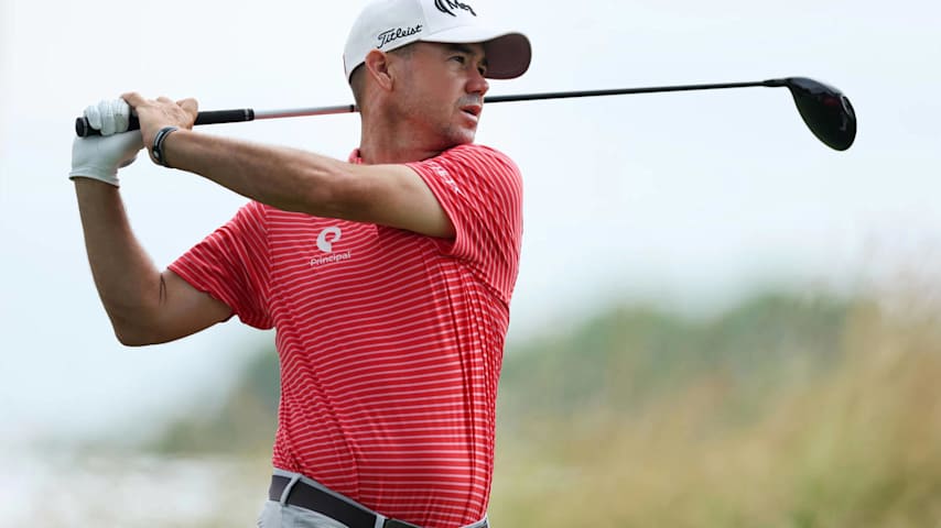 CROMWELL, CONNECTICUT - JUNE 23: Brian Harman of the United States plays his shot from the third tee during the final round of the Travelers Championship at TPC River Highlands on June 23, 2024 in Cromwell, Connecticut. (Photo by Andy Lyons/Getty Images)