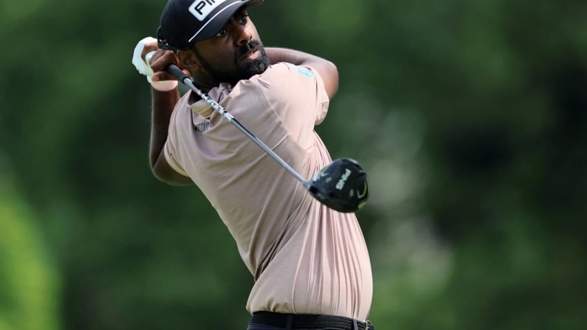 CROMWELL, CONNECTICUT - JUNE 20: Sahith Theegala of the United States plays his shot from the sixth tee during the first round of the Travelers Championship at TPC River Highlands on June 20, 2024 in Cromwell, Connecticut. (Photo by Andy Lyons/Getty Images)